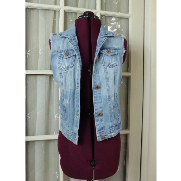 Highway Jean Distressed Button Muscle Denim Jacket - Picture 6 of 7